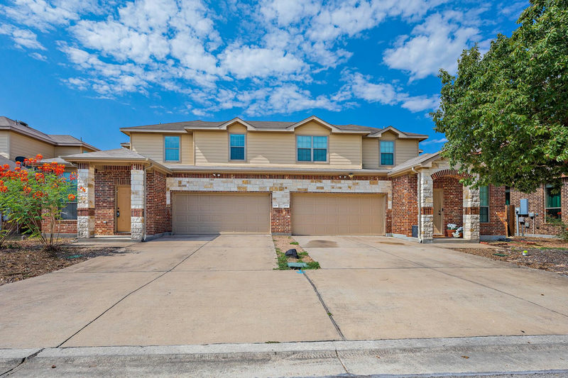 118 Creekside Villa Dr — exterior