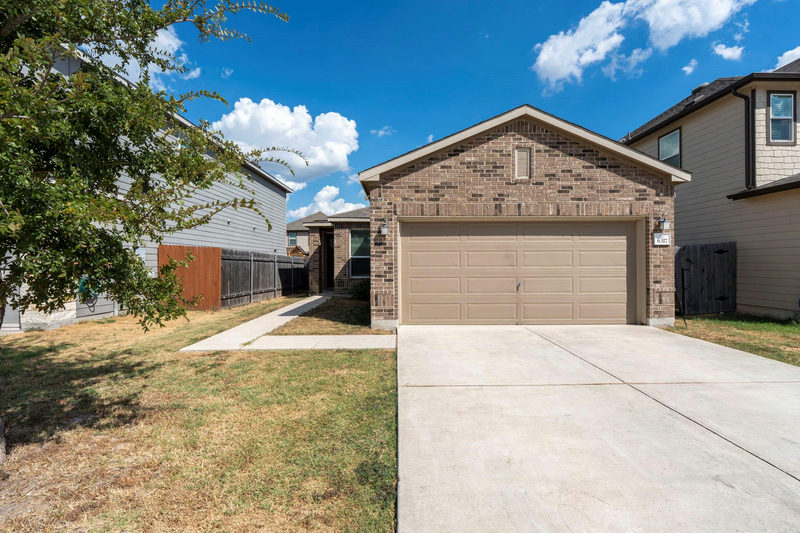 6317 Carriage Pines Dr — exterior