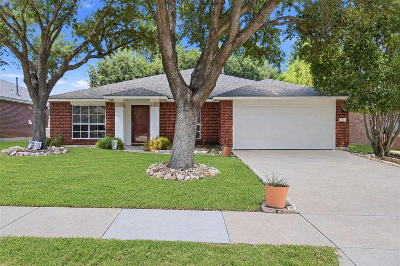 2517 Vernell Way — exterior