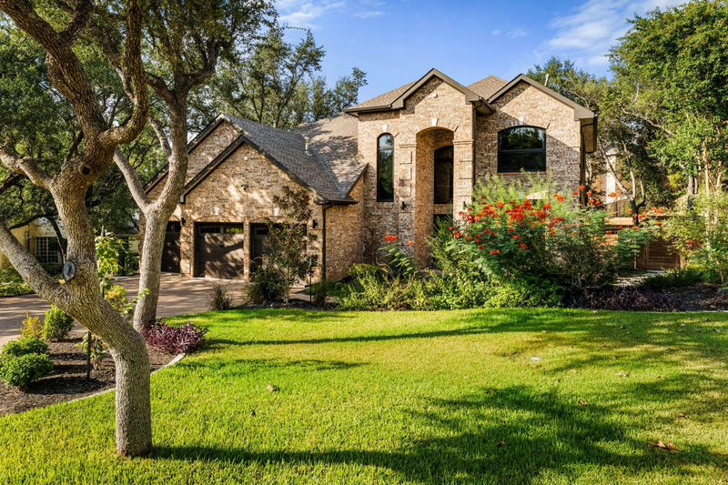 12104 Estrada Ct — exterior