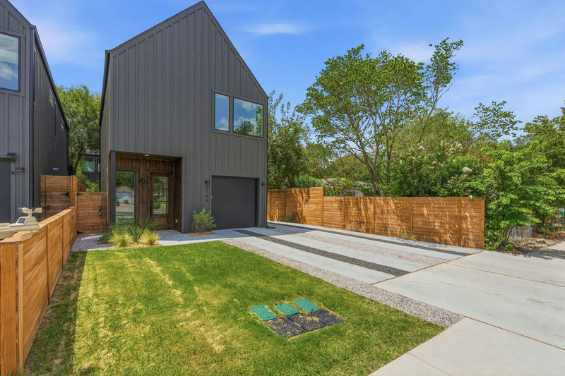 5706 Nancy Dr #2 — exterior