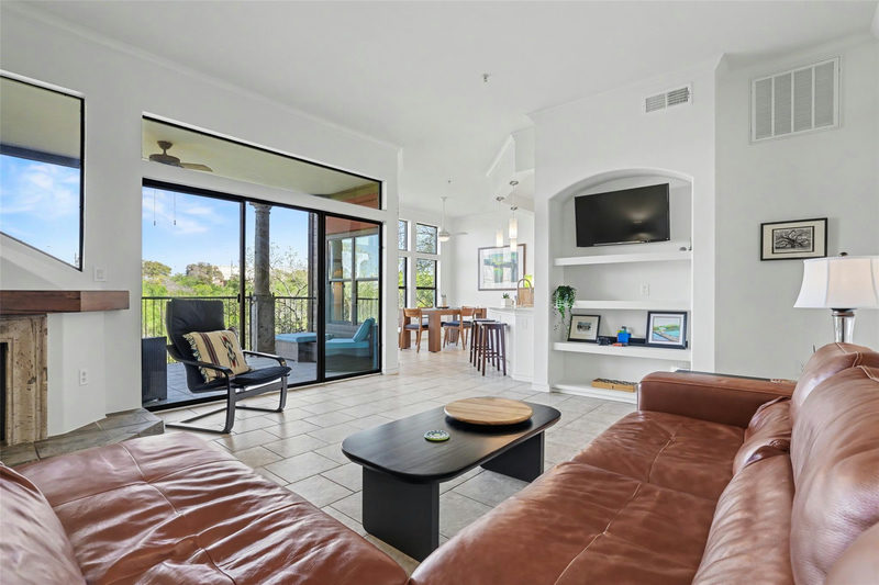 300 San Gabriel Village Blvd #512 — exterior