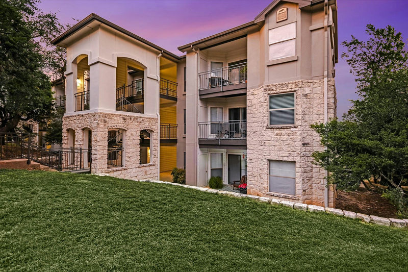 6000 Shepherd Mountain Cv #1818 — exterior