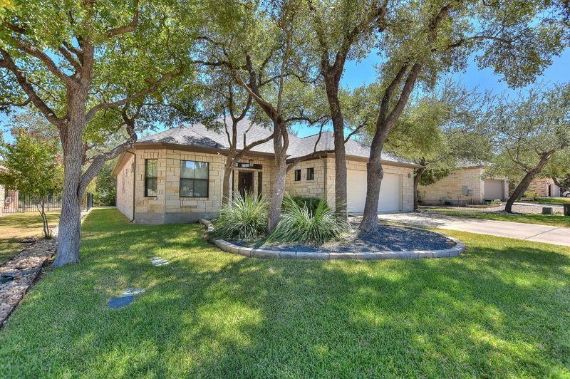 600 Caprock Canyon Trl — exterior