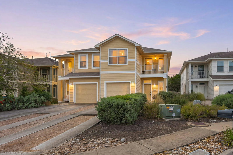 8909 Mountain Shadows Cv #B — exterior