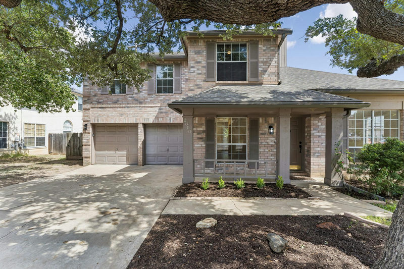 2800 Little Elm Trl — exterior