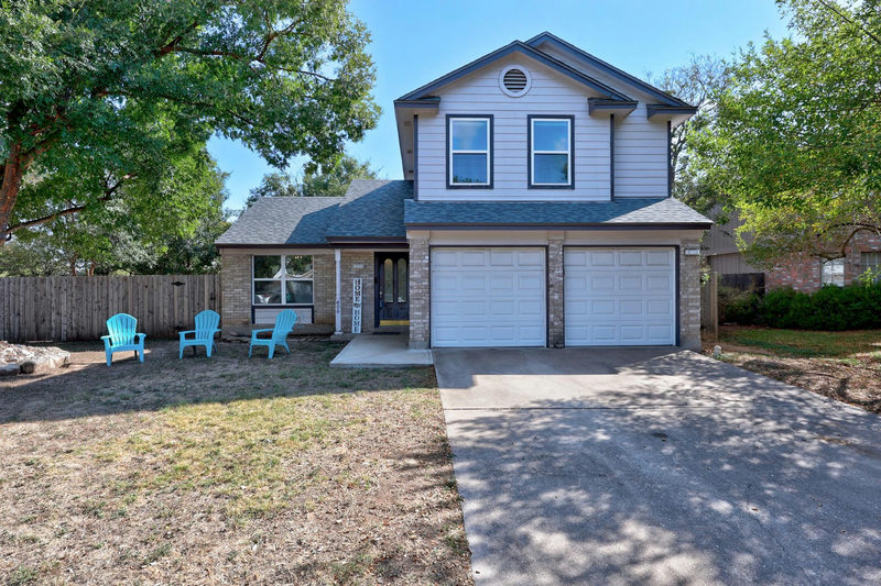806 Brook Bnd — exterior