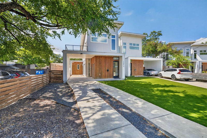 1205 W 49 1/2 St #A — exterior