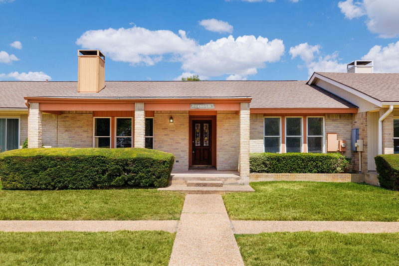 11133 Pinehurst #B Dr #B — exterior