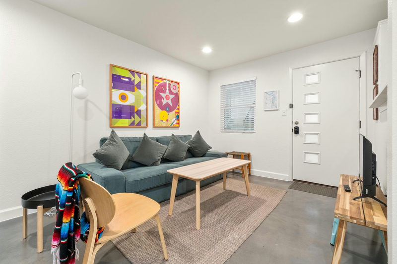 807 Blanco St #204 — exterior