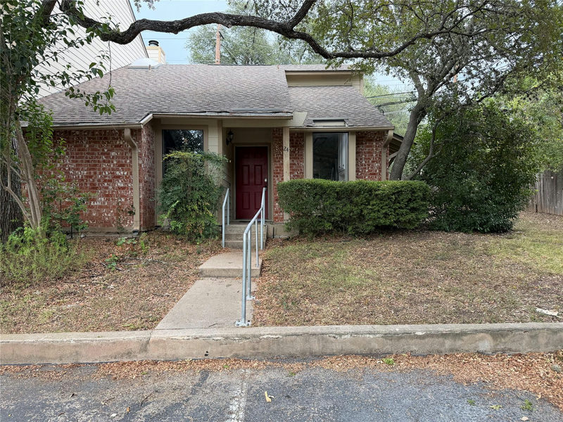 3801 Menchaca Rd #24 — exterior