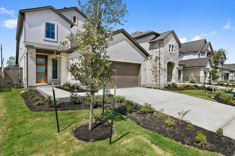 264 Bloomington Loop — exterior