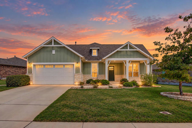 305 Iron Rail Ln — exterior