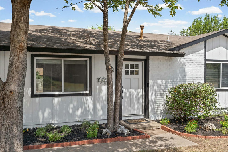 2808 Dillion Hill Dr — exterior