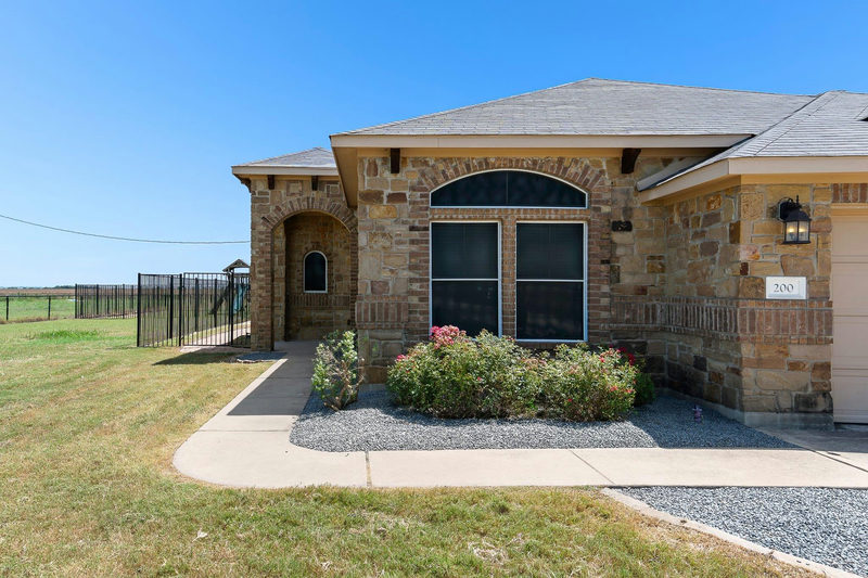 200 County Road 453 Rd — exterior