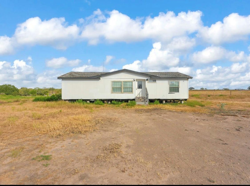 6029 SEAWILLOW Rd — exterior