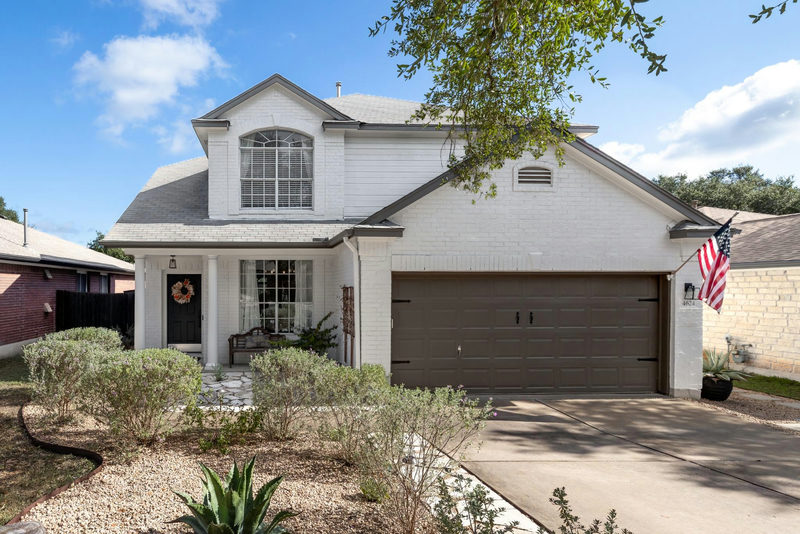4624 Hoffman Dr — exterior