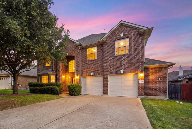5105 Sendero Springs Dr — exterior