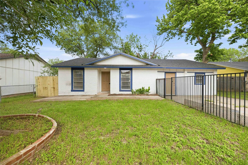 4502 Turnstone Dr — exterior