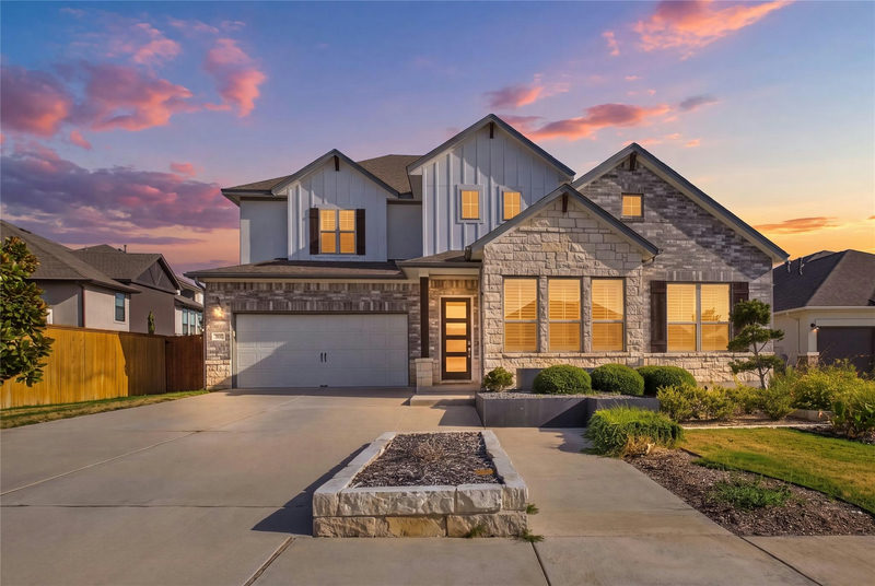 7009 Empresa Dr — exterior