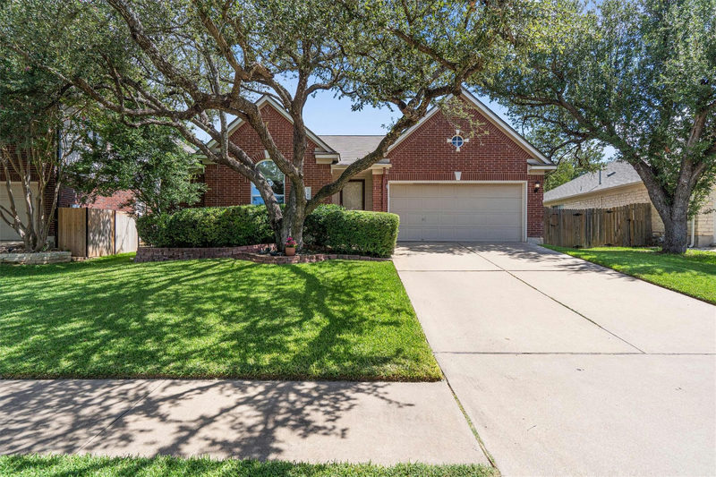 3746 Newland Dr — exterior