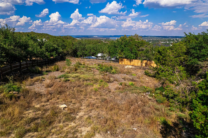 22704 Briarcliff Dr — exterior