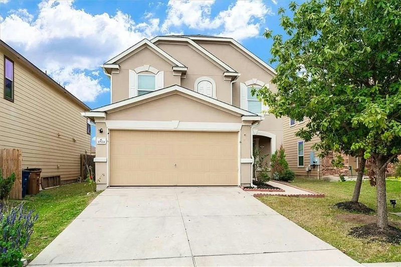 10924 Roderick Lawson Ln — exterior