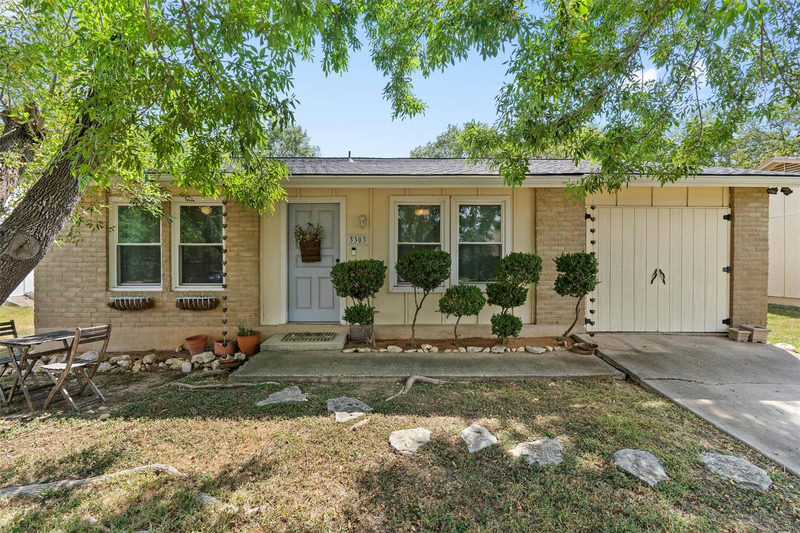 3303 Plantation Rd — exterior