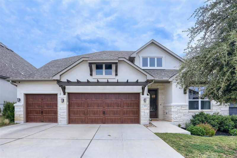 104 Eagle Pass Trl — exterior