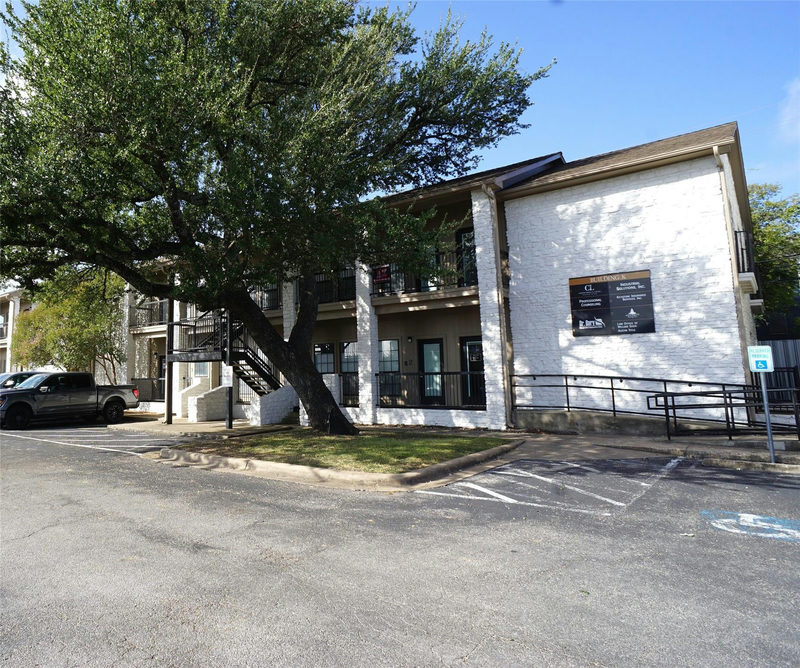 13740 #K3 N Highway 183 Blvd #K4 — exterior