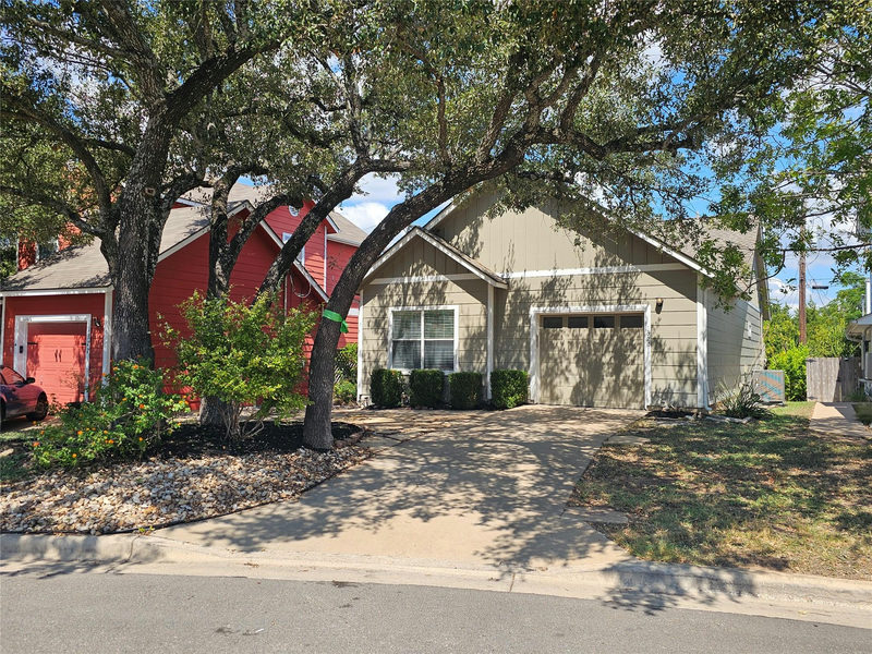 1320 E 3rd St — exterior