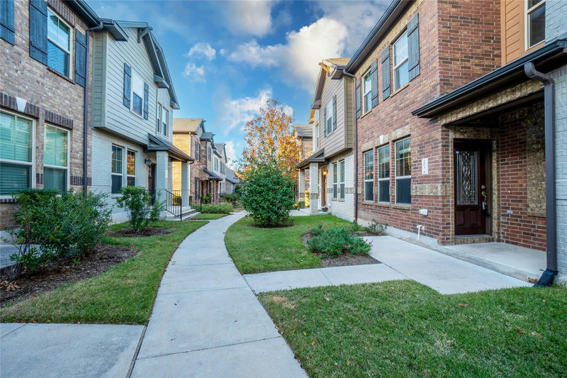 7220 Wyoming Springs Dr #203 — exterior