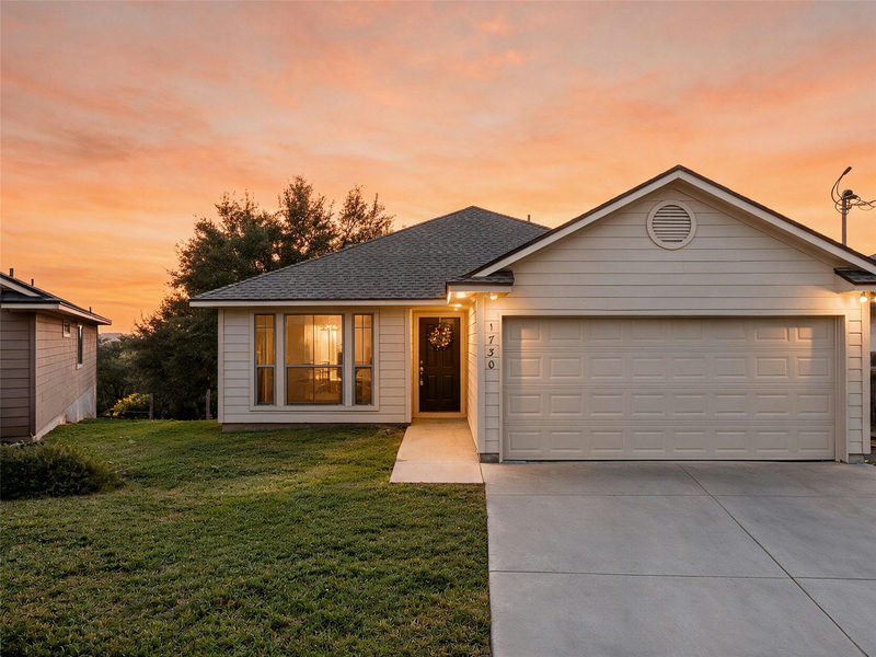 1730 SORREL CREEK Dr — exterior