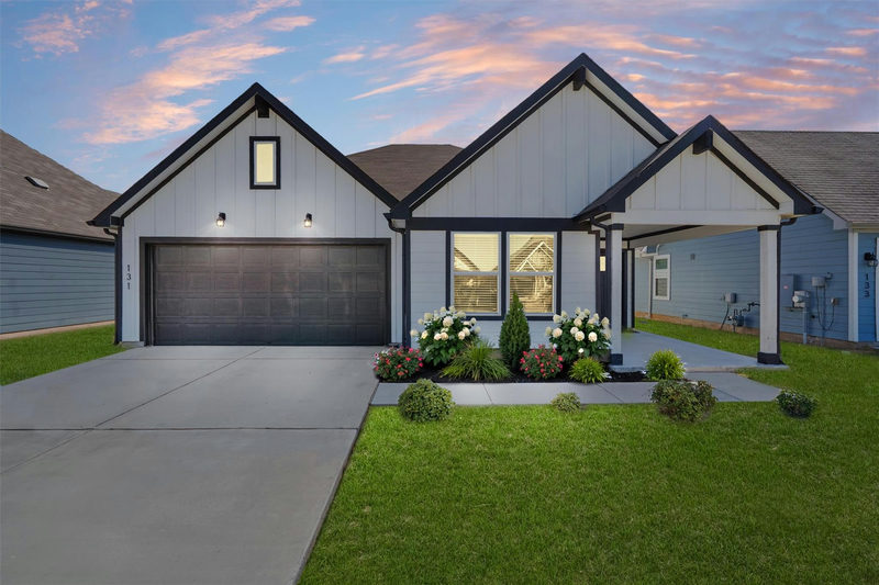 131 Aransas River Rd — exterior