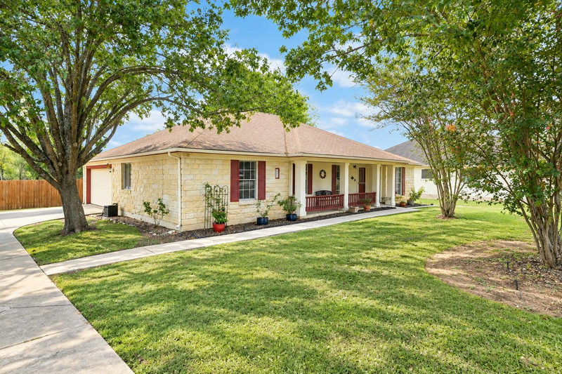 510 Maybrook Dr — exterior