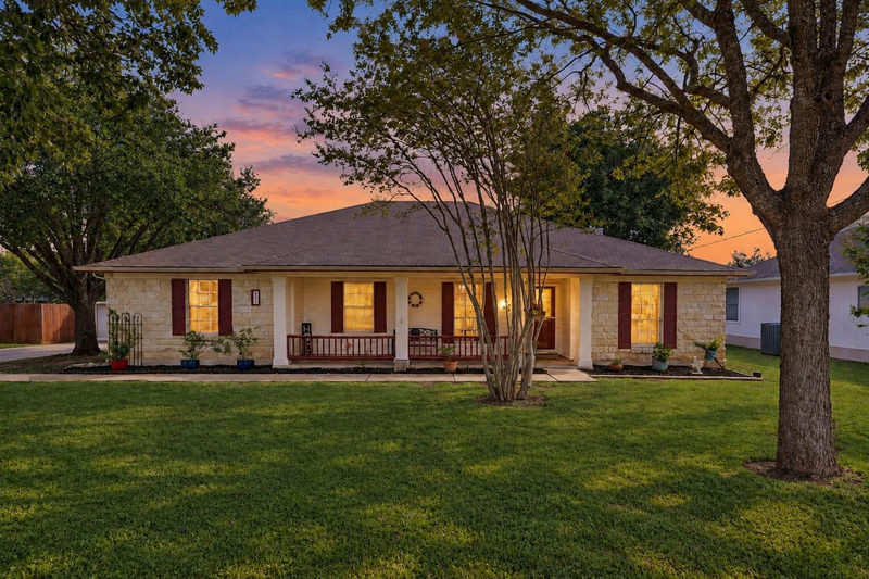 510 Maybrook Dr — exterior