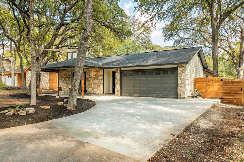 8909 Texas Sun Dr — exterior