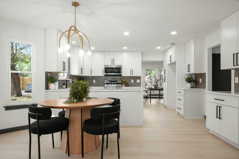 215 Dewberry Cv — exterior