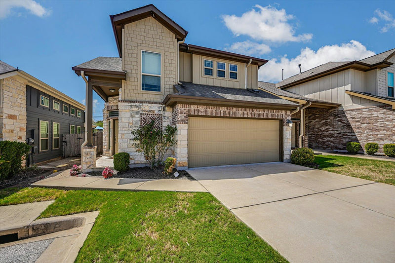7337 Menchaca Rd #32 — exterior