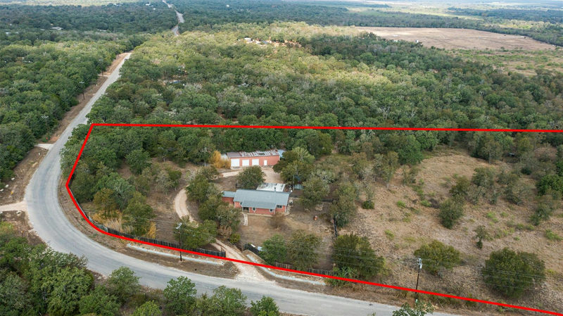 212 Thousand Oaks Dr — exterior