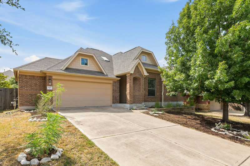 407 Chaparral Dr — exterior