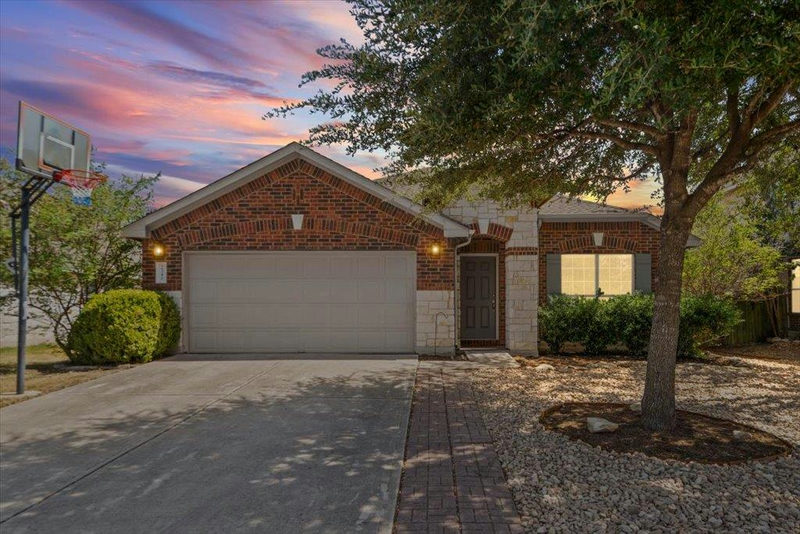 2341 Garlic Creek Dr — exterior