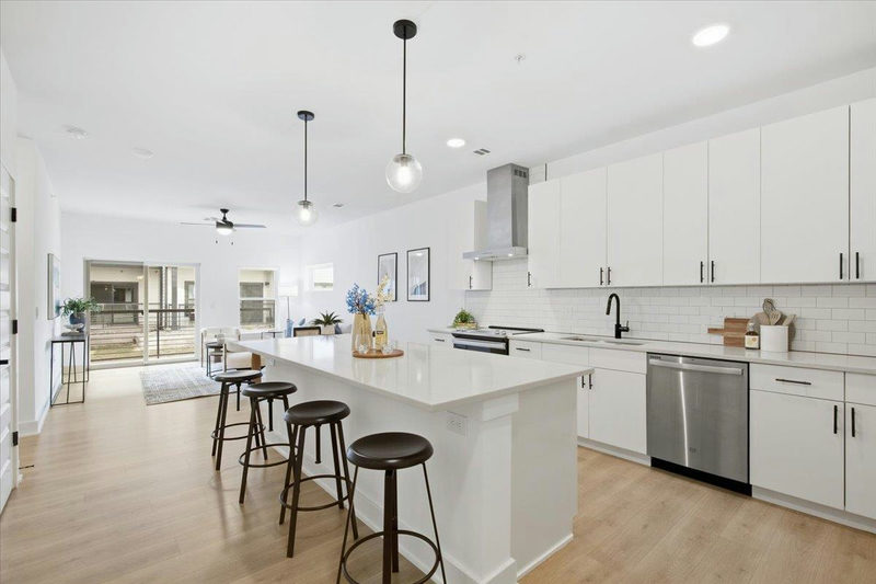 3101 Govalle Ave #114 — exterior