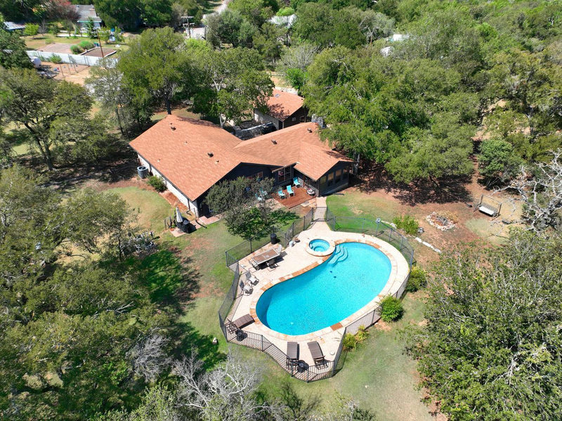 2300 Robin Rd — exterior
