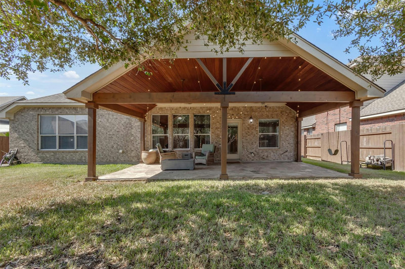 13817 Glen Mark Dr — exterior