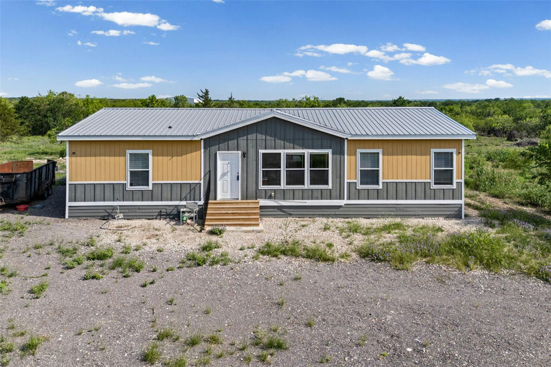 3882 Dry Creek Rd — exterior
