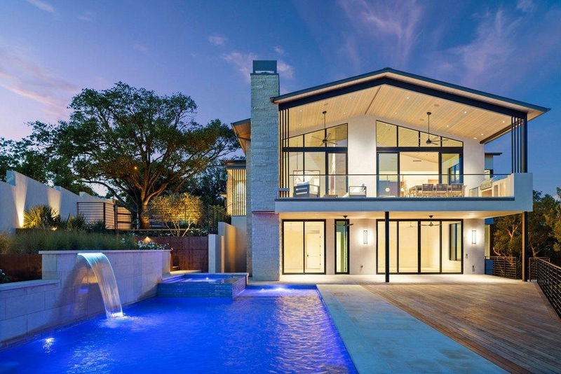 3501 Mount Bonnell Rd — exterior