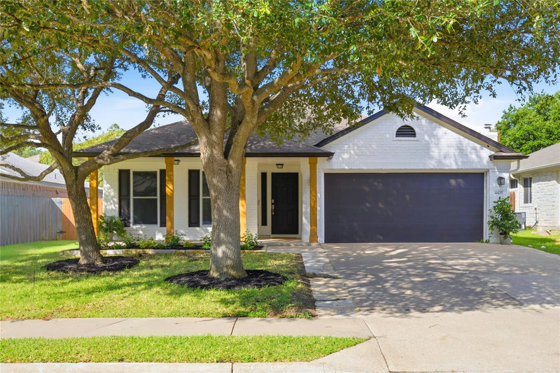4425 Chickasaw Ct — exterior
