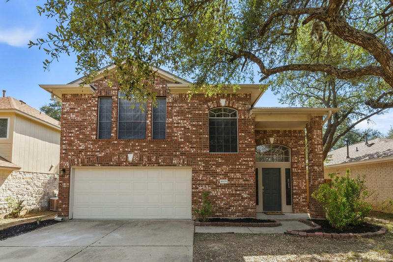 4609 Walsall Loop — exterior
