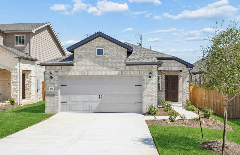 638 Tailwind Dr — exterior